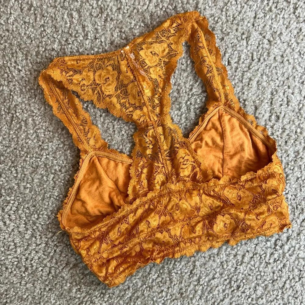 Lace Racerback Bralette - Picture 3 of 6